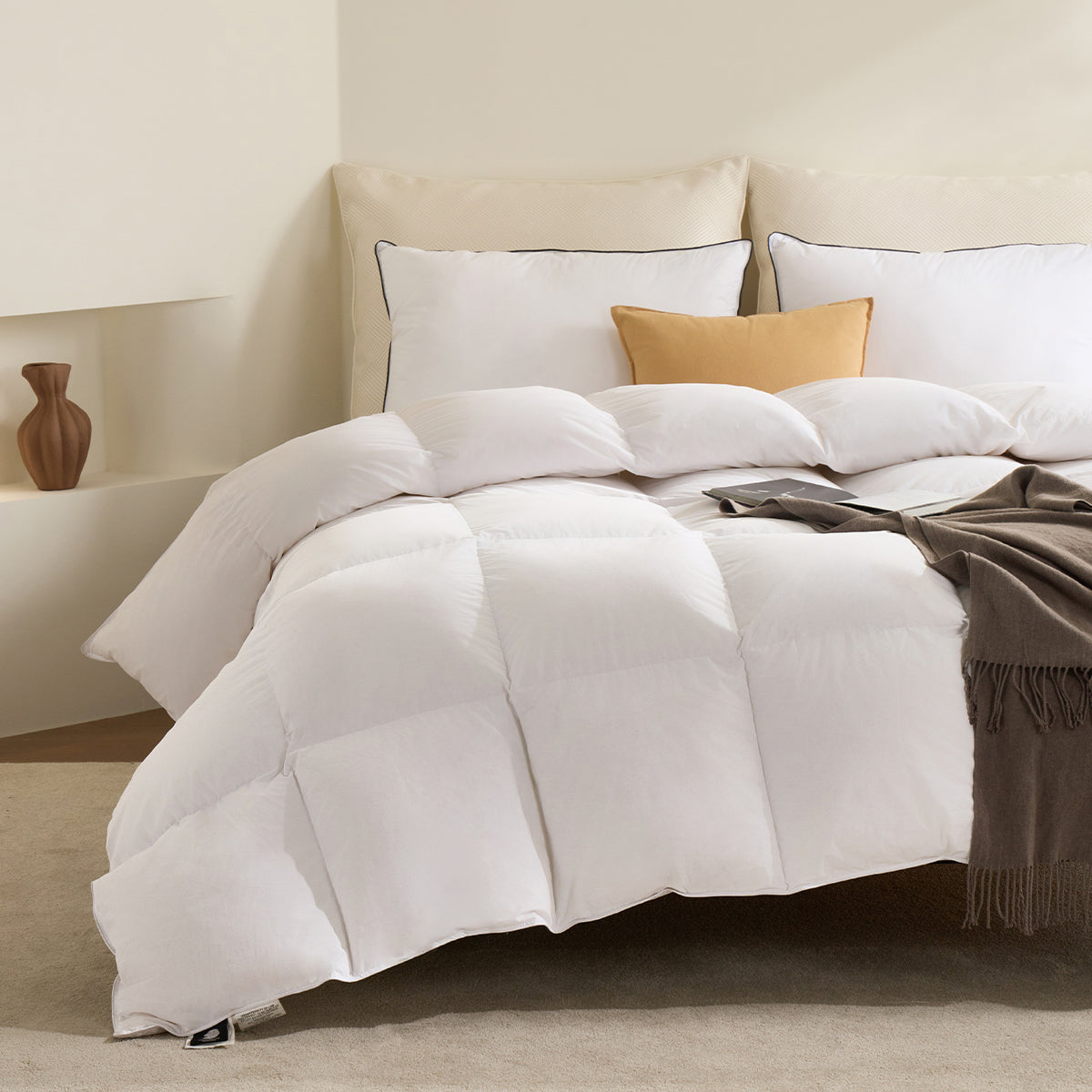 APSMILE Luxury goose down duvet best seller in amazon