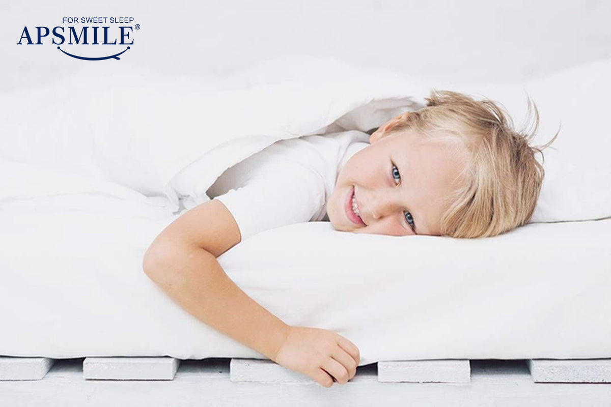 How to Pick a Down Comforter That’s Warm, Light, and Worth the Money