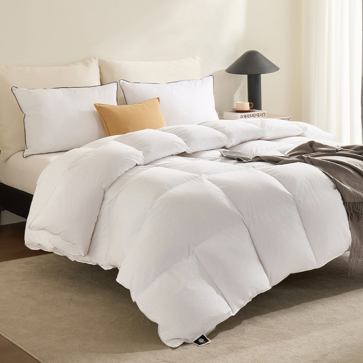 APSMILE Luxury goose down duvet best seller in amazon