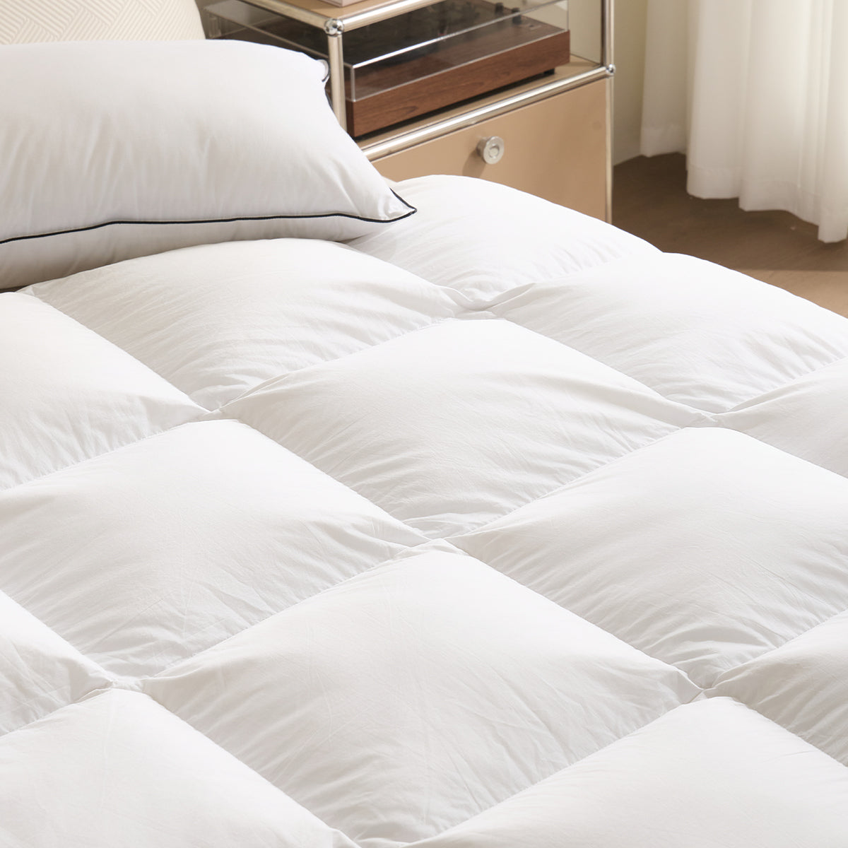 APSMILE Luxury goose down duvet best seller in amazon