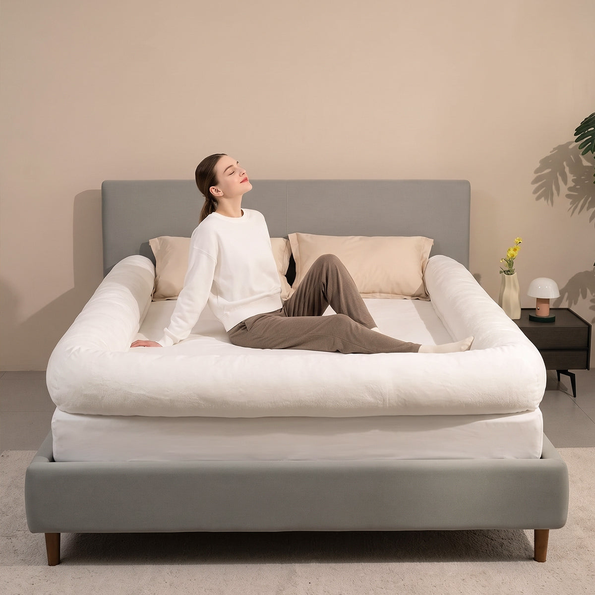 The PuffyNest™ Bordered Bed Sheet