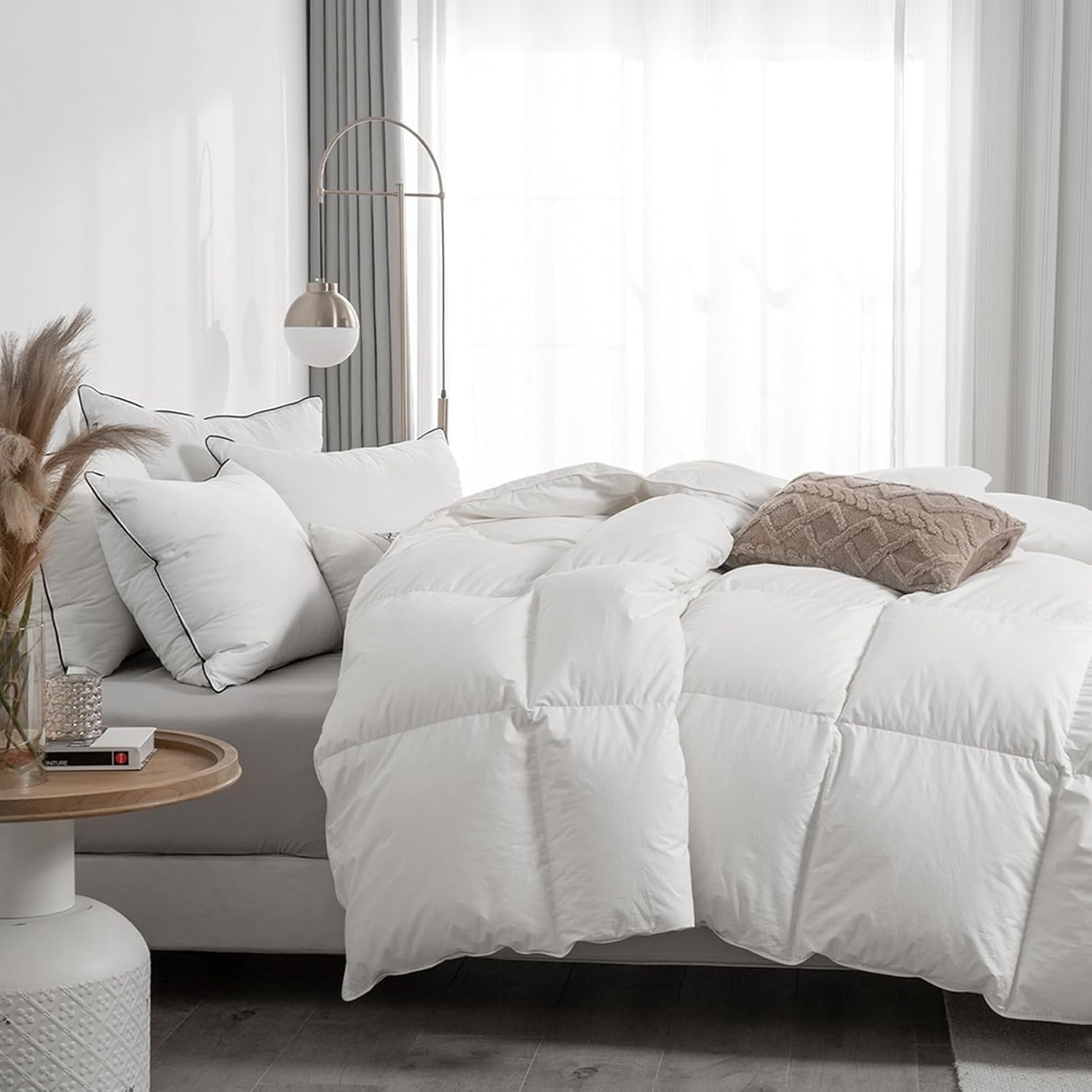 APSMILE Lightweight Organic Cotton Down Comforter Queen, Ivory White