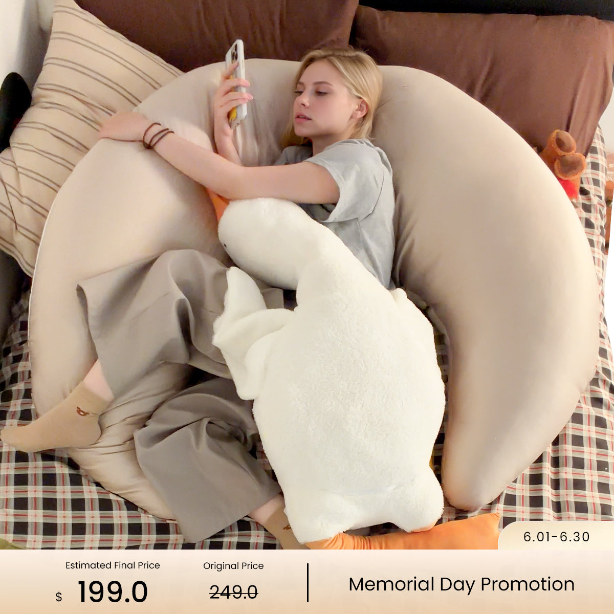 The Puff Moon Pillow